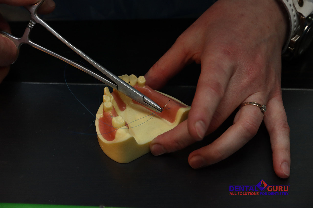 Атравматичное удаление зубов и методики наложения швов-28.jpg